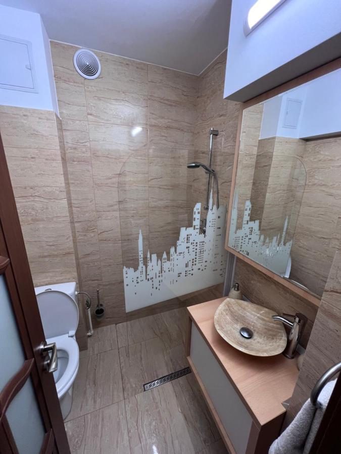 Ferienwohnung Mnm Mitropolie Iasi Exterior foto